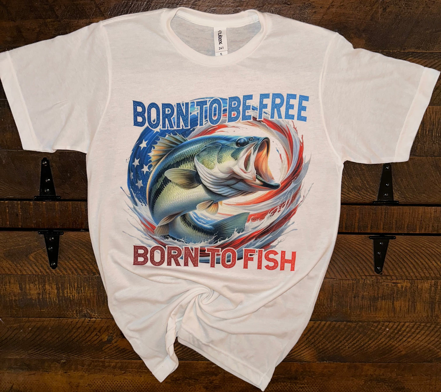 Born to be Free, Born to fish