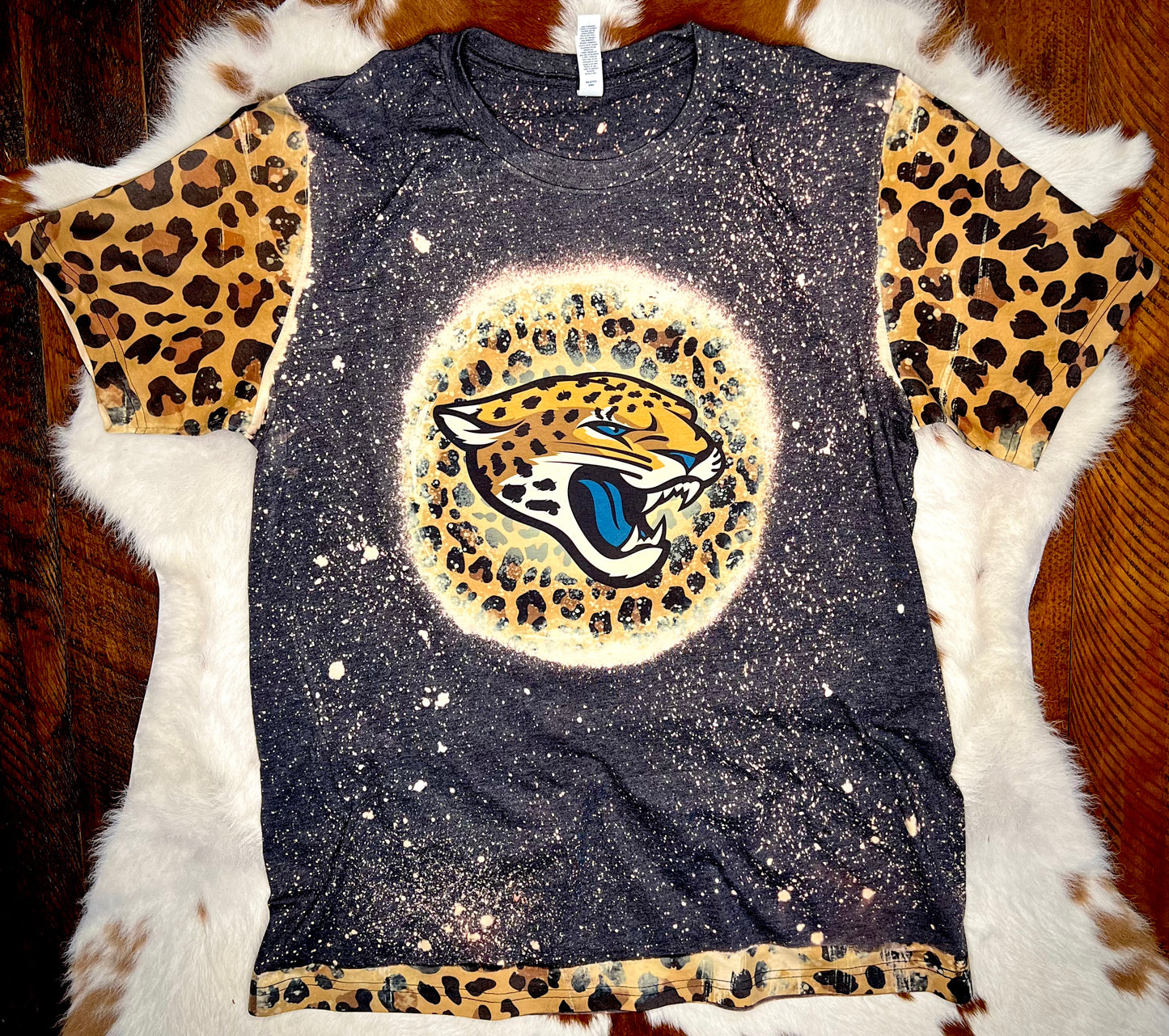 Leopard sleeves and bottom sports tee